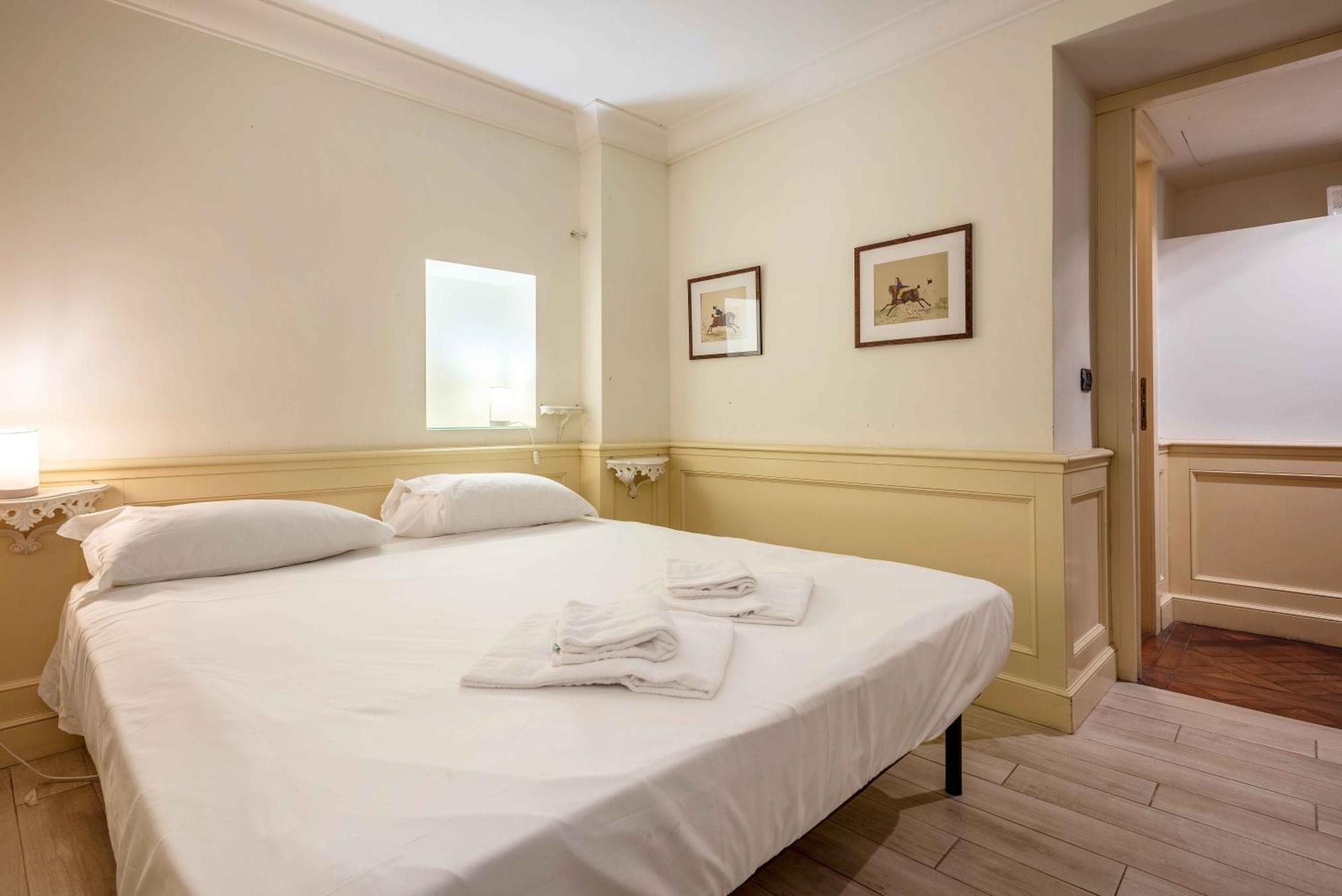 Exclusive 4 Bedrooms Near Duomo * Milan