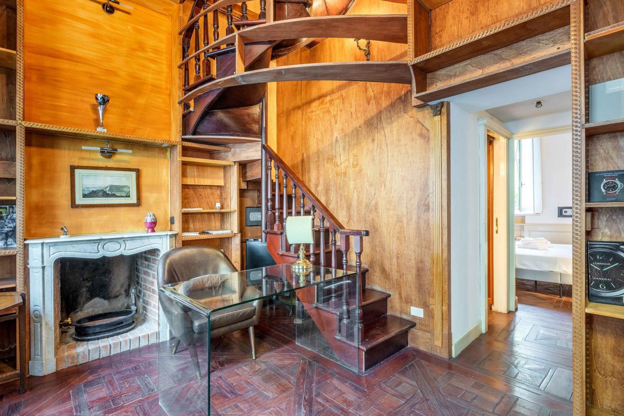 Apartment Exclusive 4 Bedrooms Near Duomo Milan